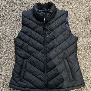 Back puffer vest